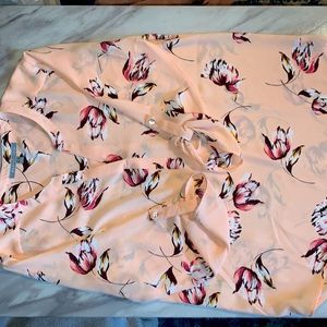 Women’s peach, floral dress shirt. Size small, never worn.